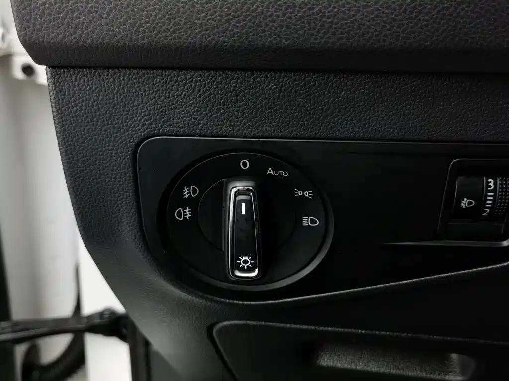 Volkswagen Tiguan L — миниатюра 21