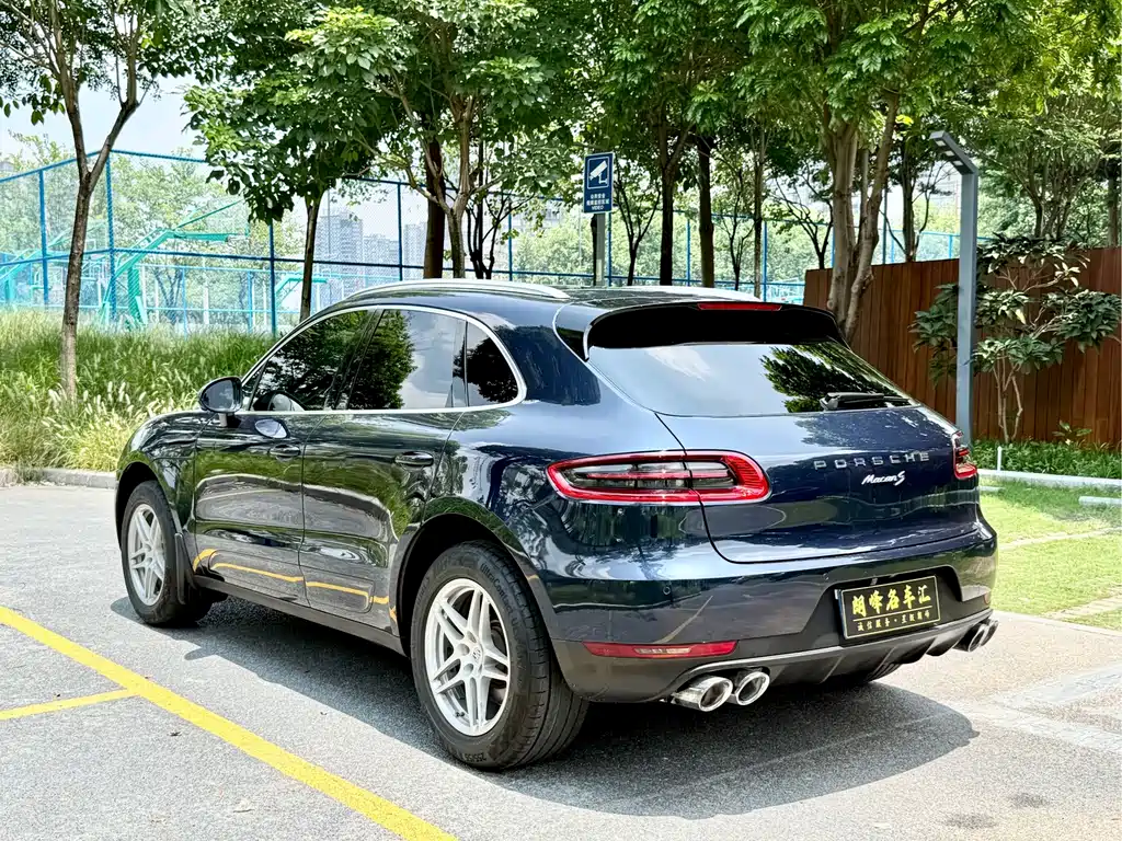 Porsche Macan — миниатюра 4
