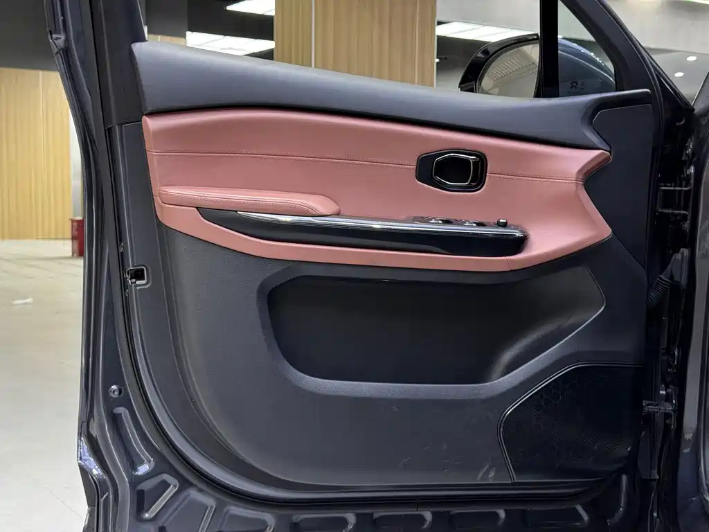 NIO EC6 — миниатюра 9