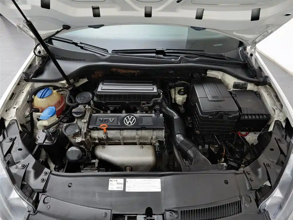 Volkswagen Golf 2011 1.6 MT Fashion
