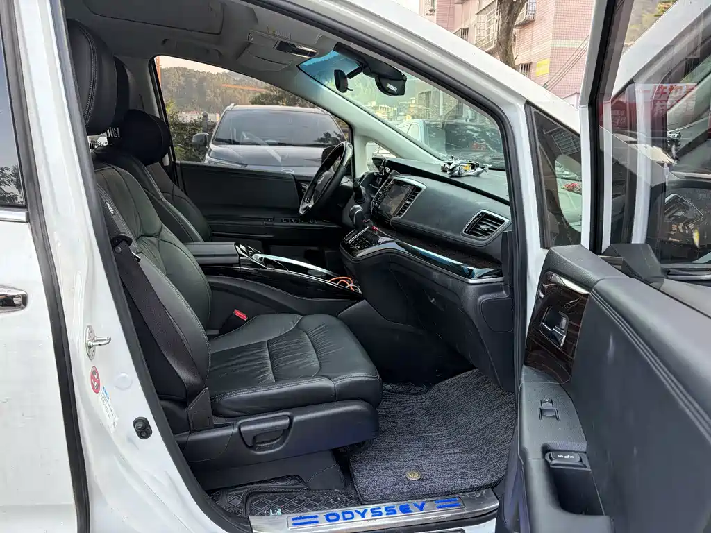 Honda Odyssey — миниатюра 9
