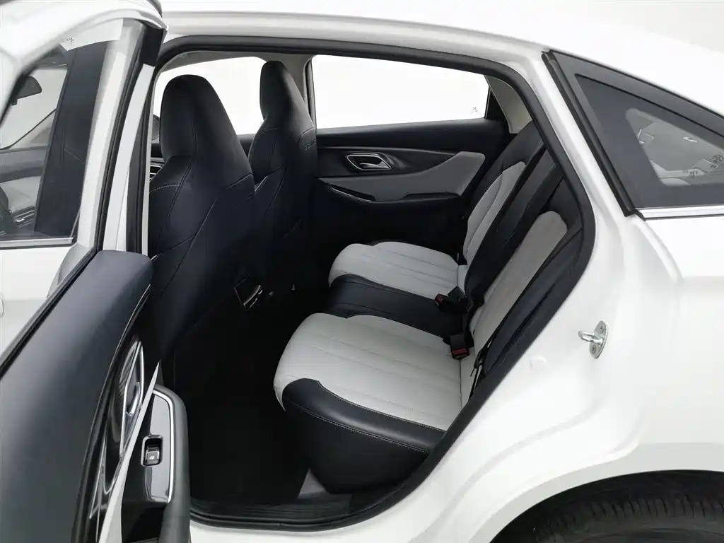 BAIC BEIJING EU5 PLUS