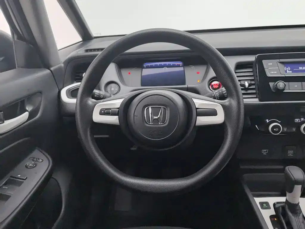 Honda Fit — миниатюра 11