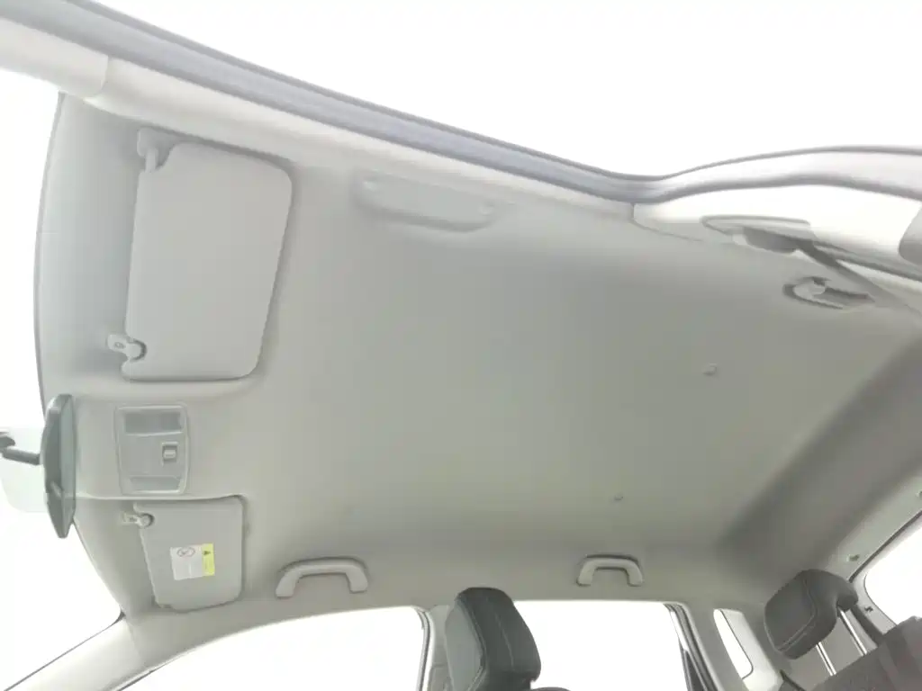 Changan CS15EV — миниатюра 14