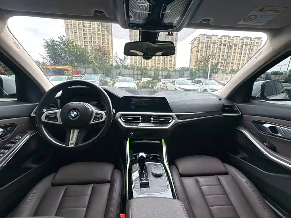 BMW 3 Series — миниатюра 12