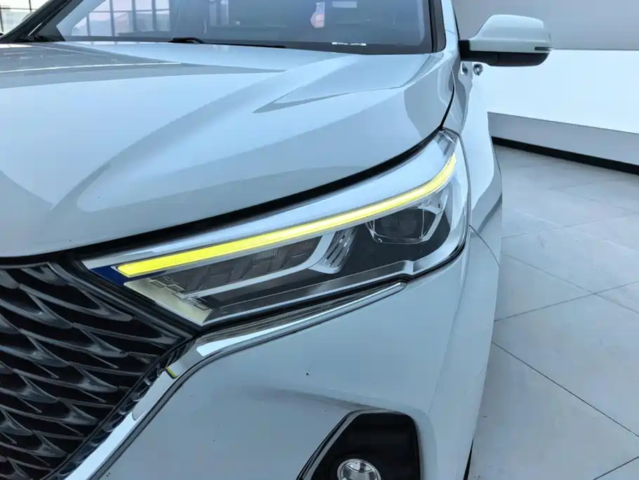 Haval M6 — миниатюра 5