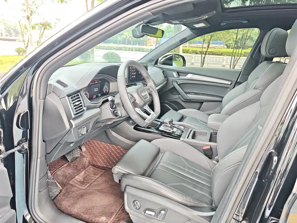 Audi Q5L 2024 45 TFSI Luxury