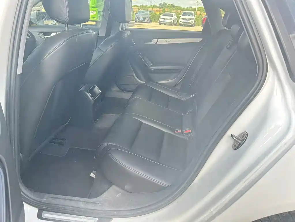 Audi A4L — миниатюра 6