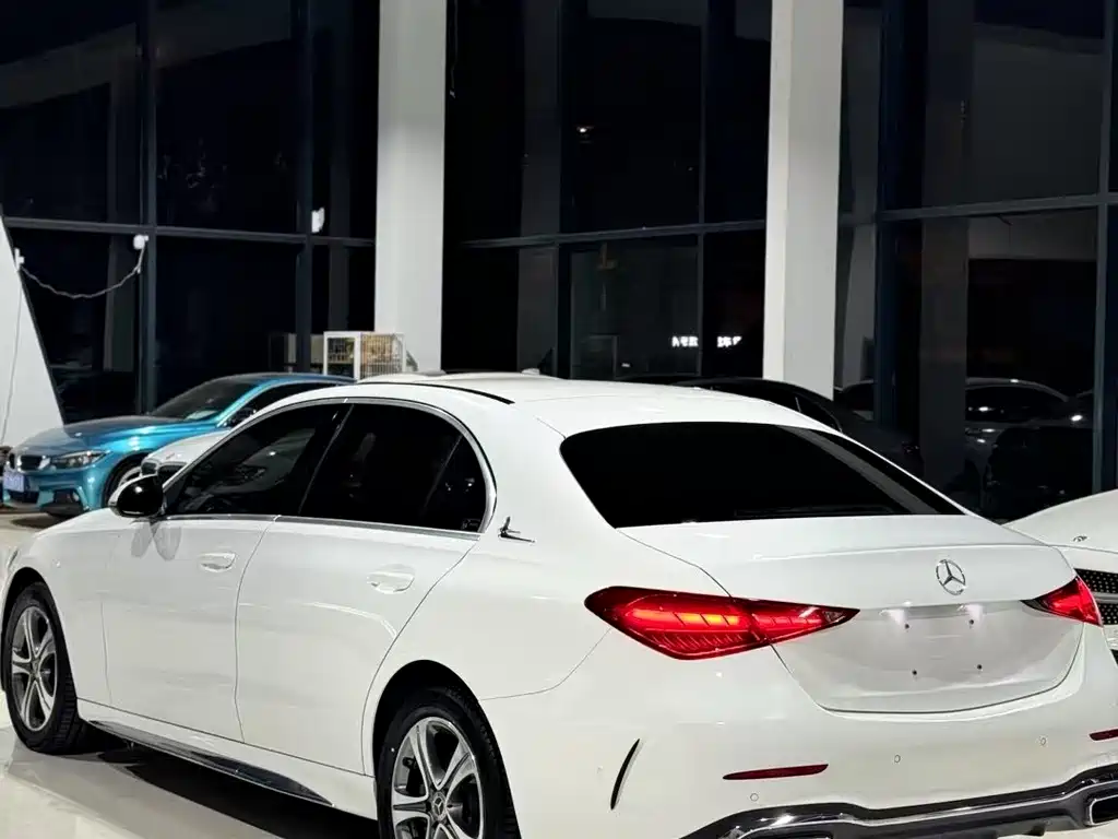 MERCEDES-BENZ C CLASS