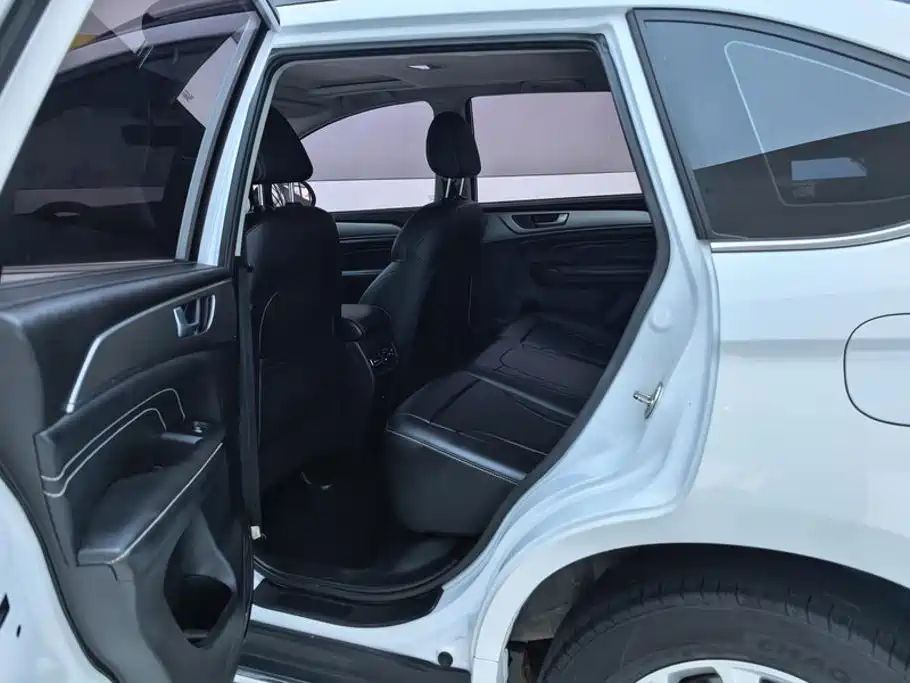 Haval M6 — миниатюра 11