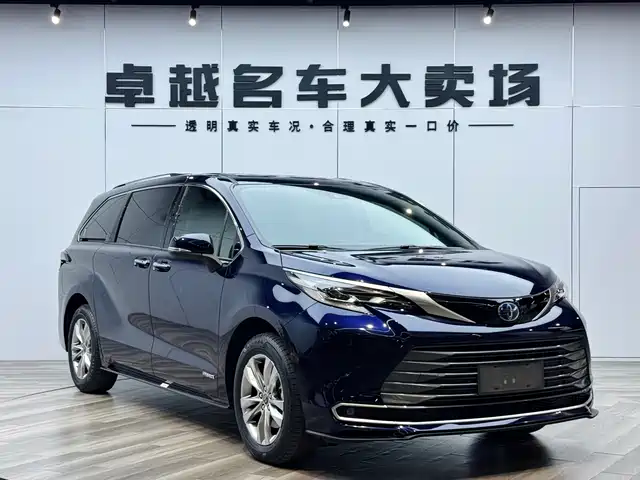 TOYOTA SIENNA 2022
