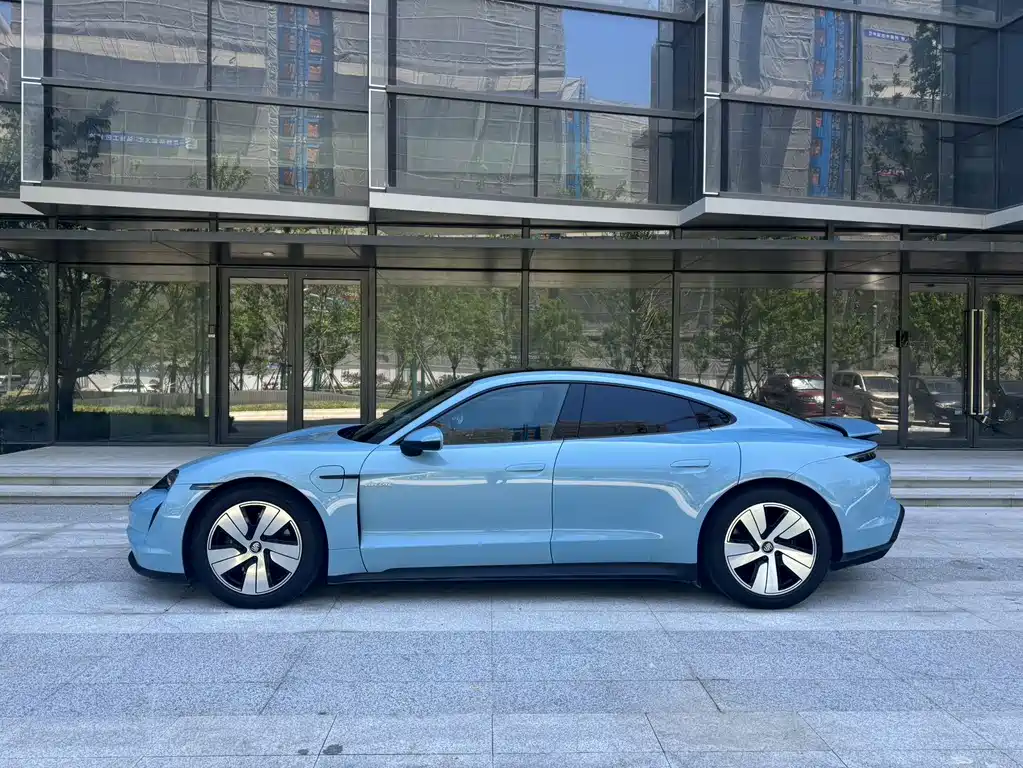 Porsche Taycan 2020 Taycan