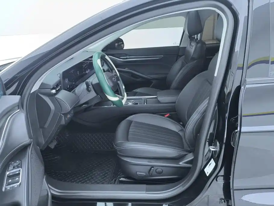 Ford Mondeo — миниатюра 9