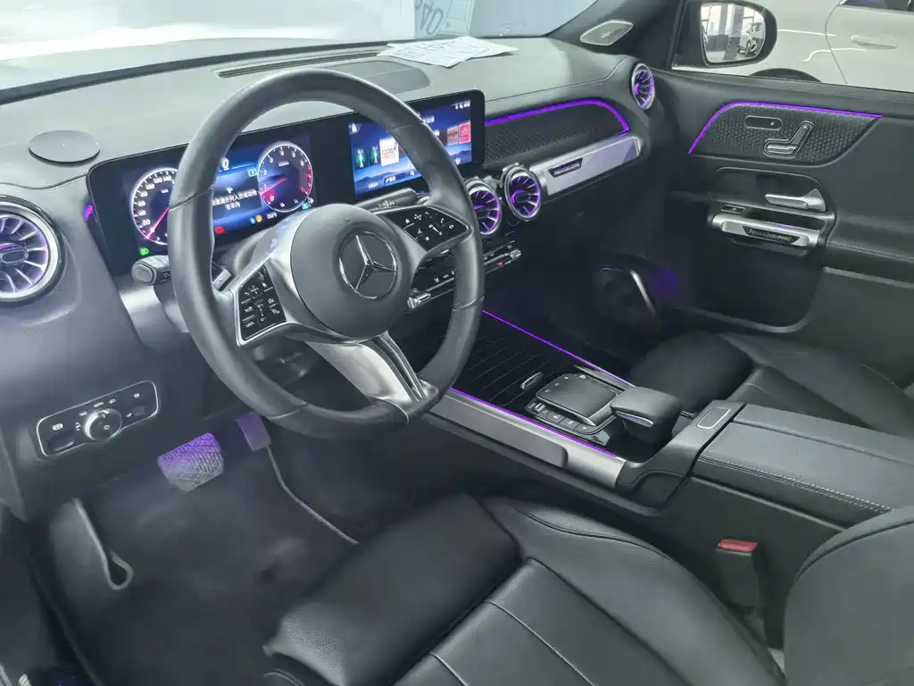 Mercedes-Benz GLB 2024 — фото 12