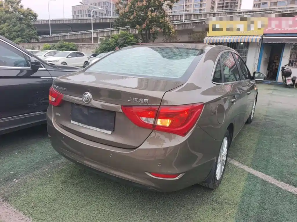 Buick Excelle — миниатюра 7
