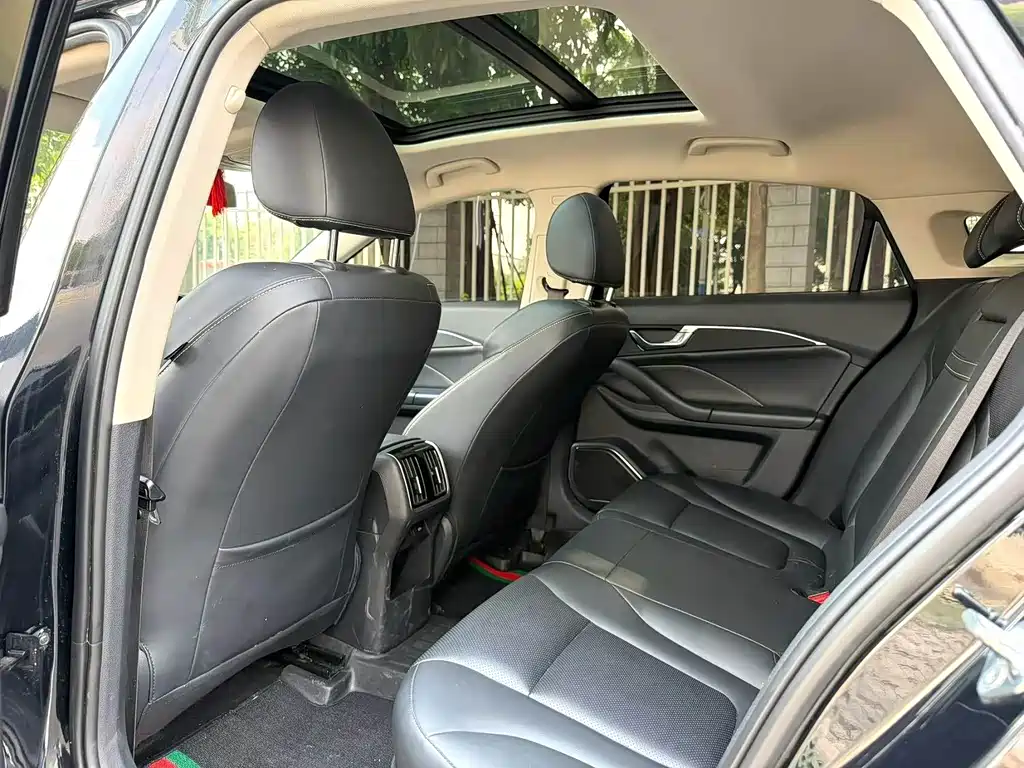 Bestune B70 — миниатюра 6