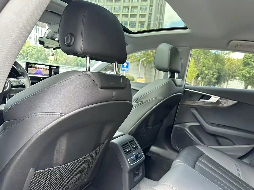 Audi A5 (Import) — миниатюра 18