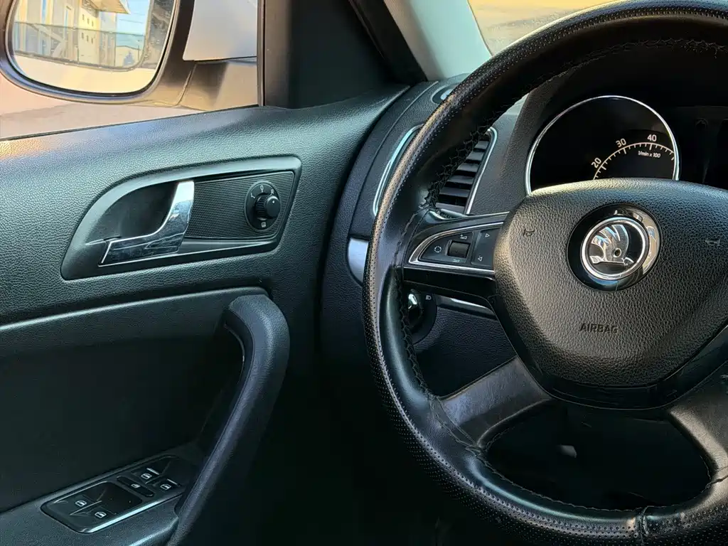 Skoda Yeti — миниатюра 14