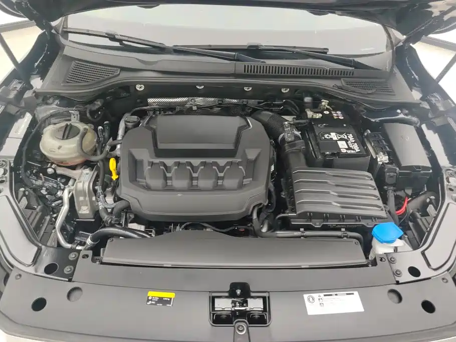 Volkswagen Passat — миниатюра 10