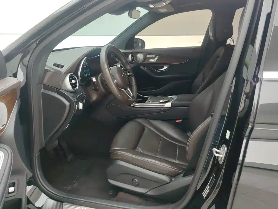 Mercedes-Benz GLC — миниатюра 9