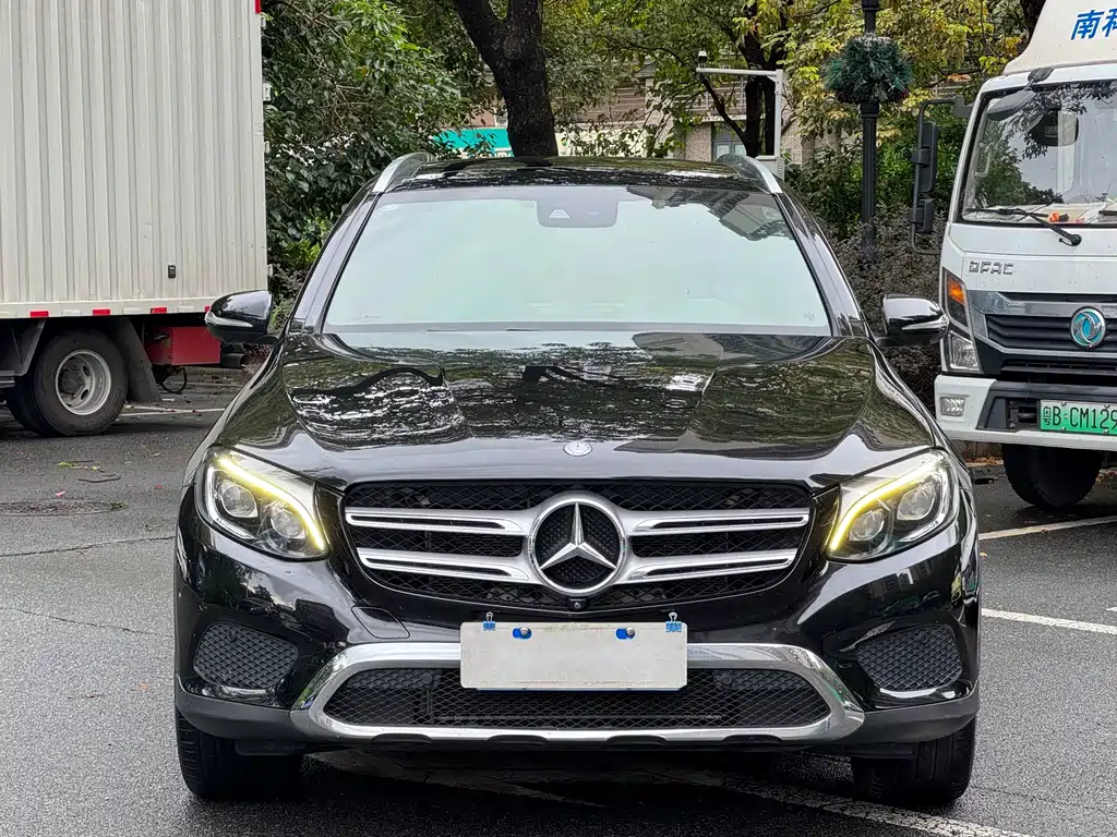 Mercedes-Benz GLC 2016 GLC 300 4MATIC Luxury