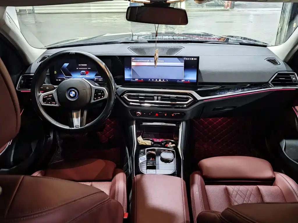 BMW i3 — миниатюра 10