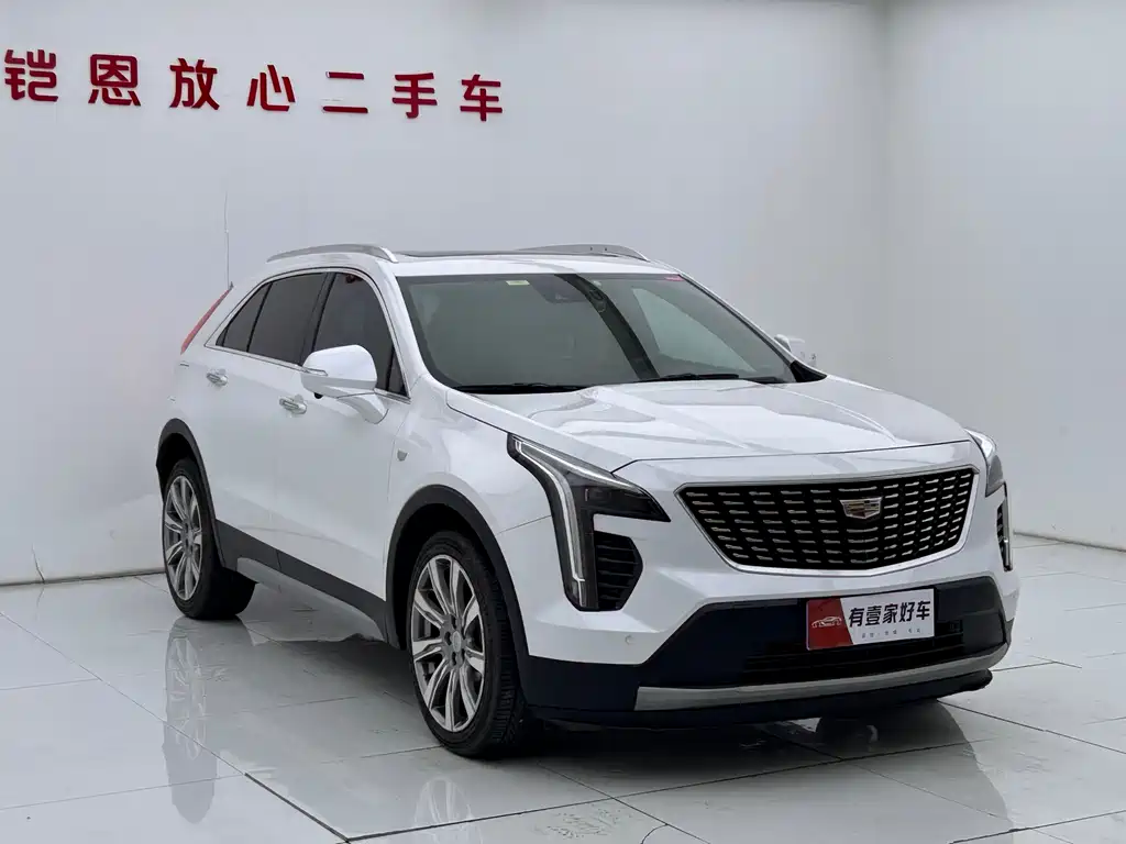Cadillac XT4 2021 28T