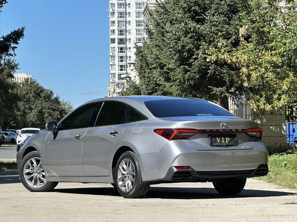 Toyota Avalon — миниатюра 4