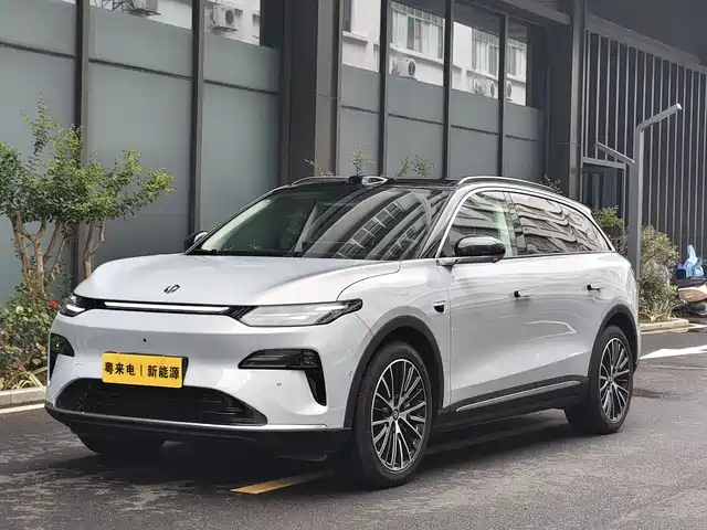 2025 Leapmotor C11