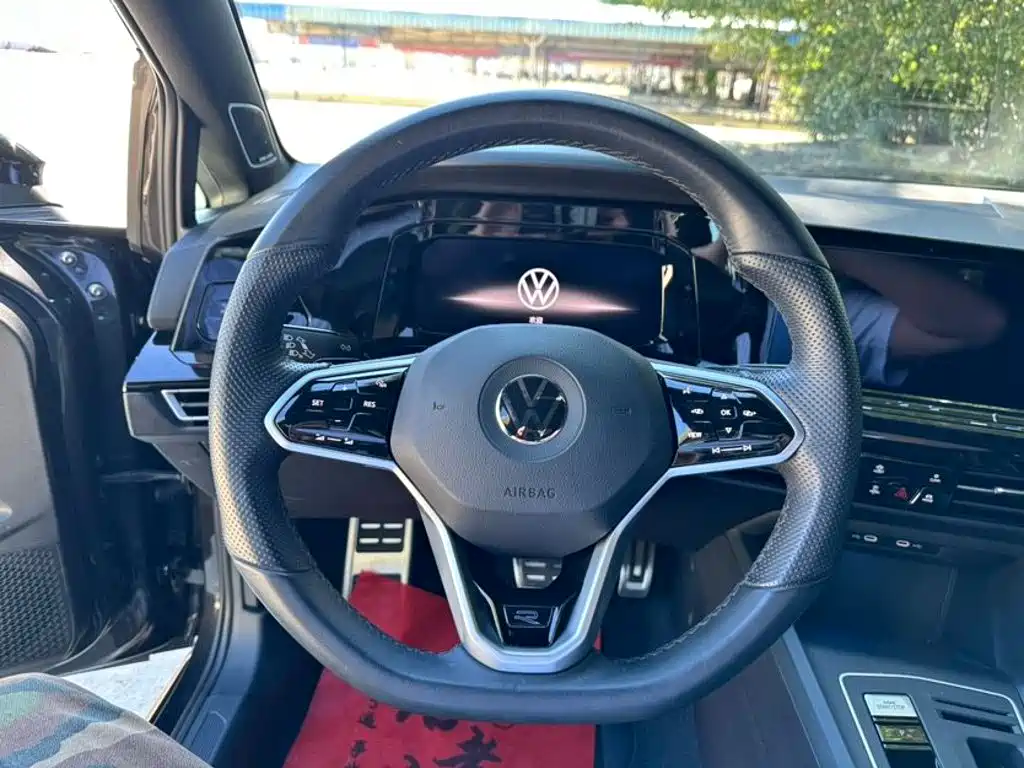 Volkswagen Golf — миниатюра 11
