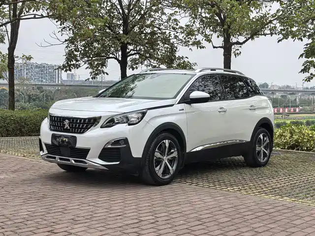 PEUGEOT 4008