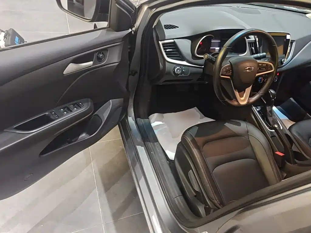 Chevrolet Monza — миниатюра 16