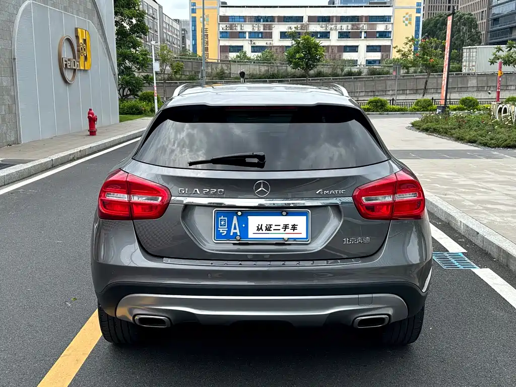 Mercedes-Benz GLA 2015 GLA 220 4MATIC Luxury