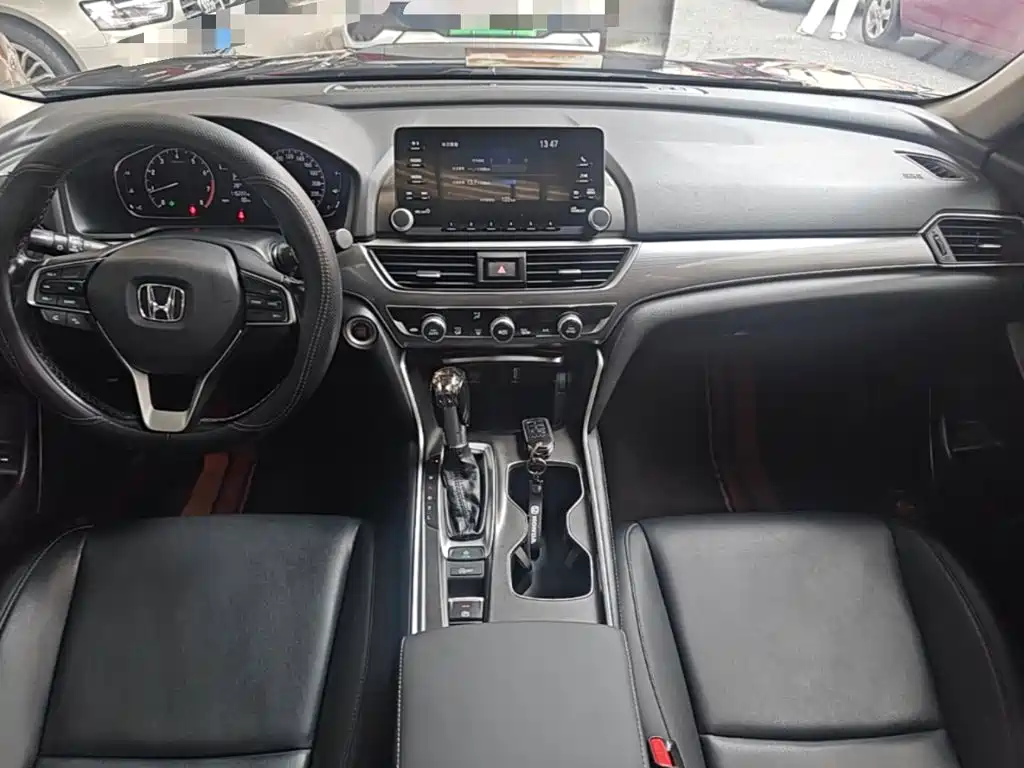 Honda Accord — миниатюра 10