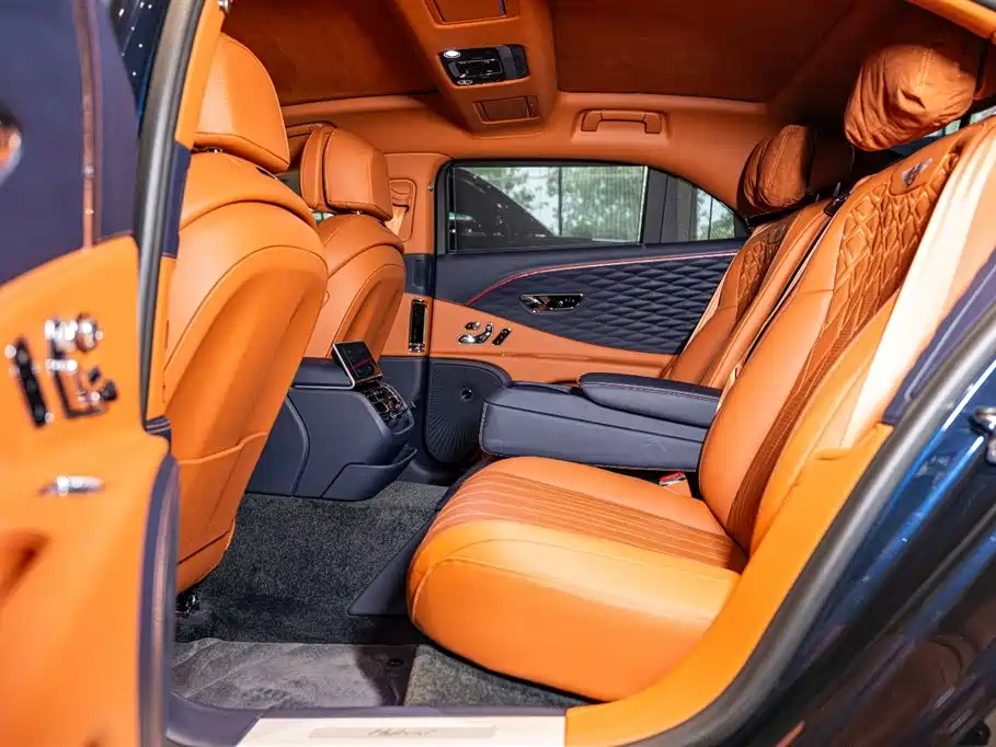 BENTLEY FLYING SPUR PLUG IN HYBRID