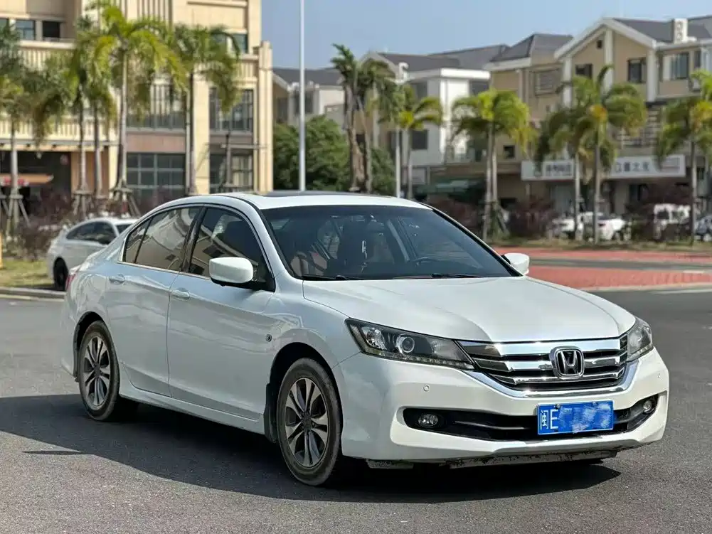 Honda Accord — миниатюра 3