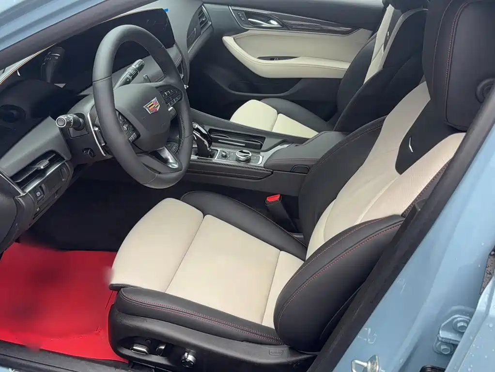 Cadillac CT5 2025 28T +