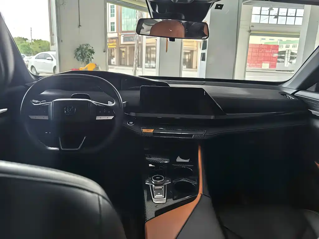 Changan UNI-V — миниатюра 6