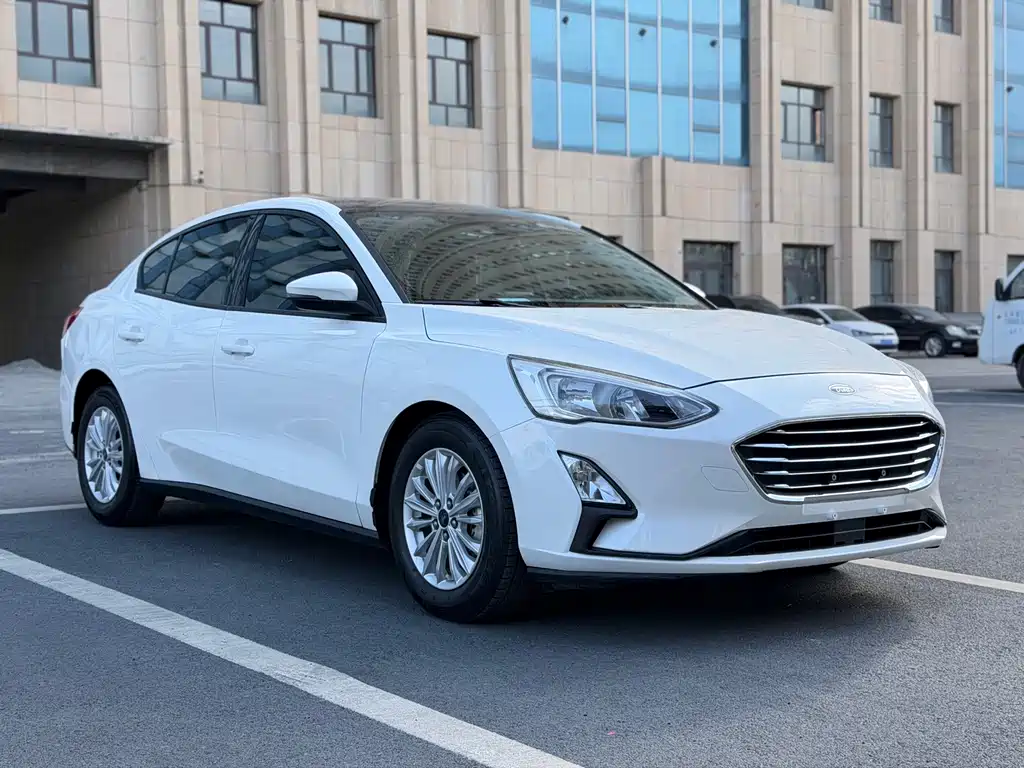 Ford Focus — миниатюра 3