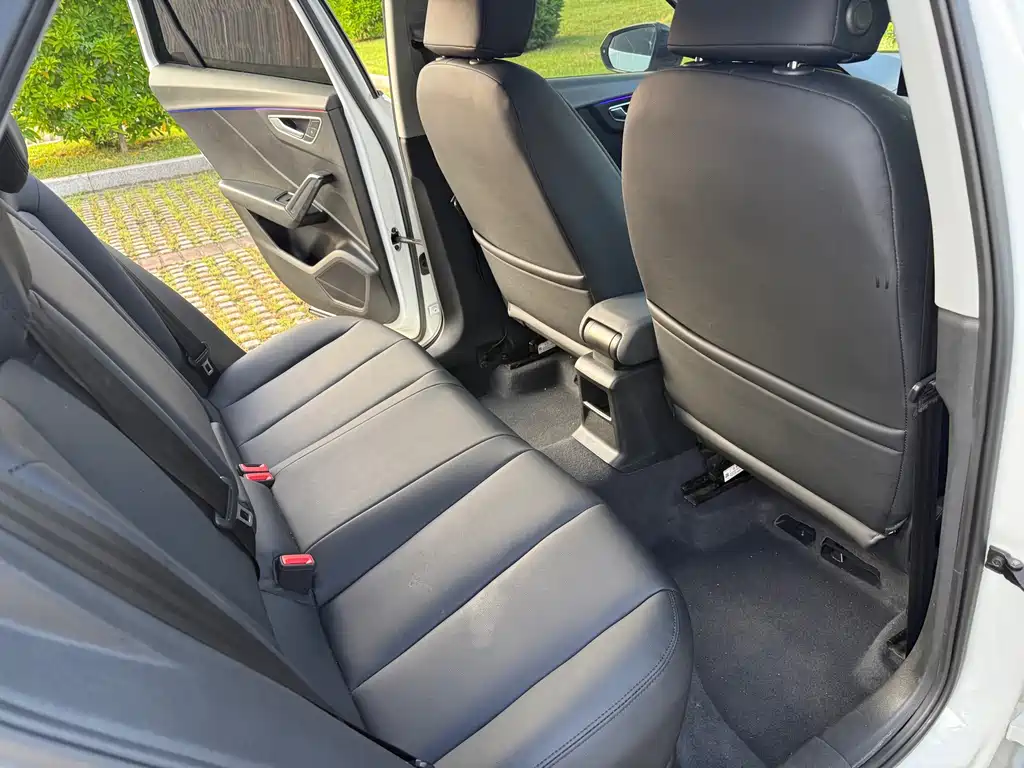 Audi Q2L — миниатюра 14