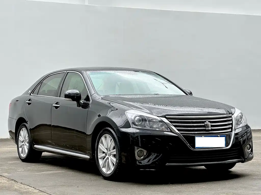Toyota Crown 2012 2.5L Royal