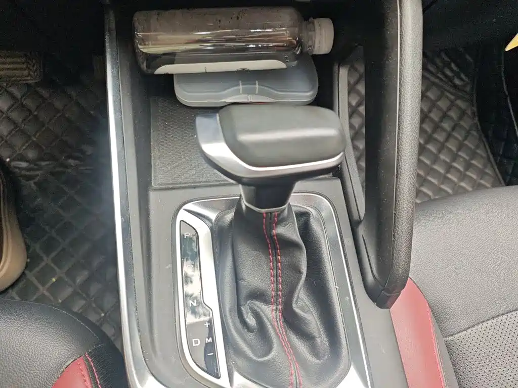 Geely Vision X3 — миниатюра 7