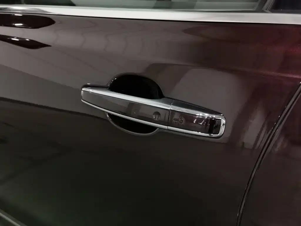 Jaguar XFL — миниатюра 18