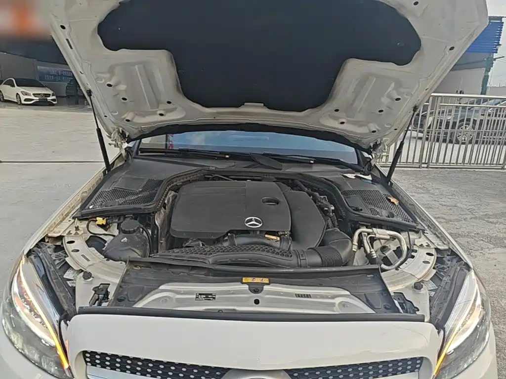 Mercedes-Benz C-Class — миниатюра 20