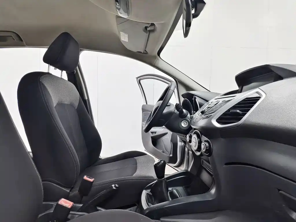 Ford Ecosport — миниатюра 14