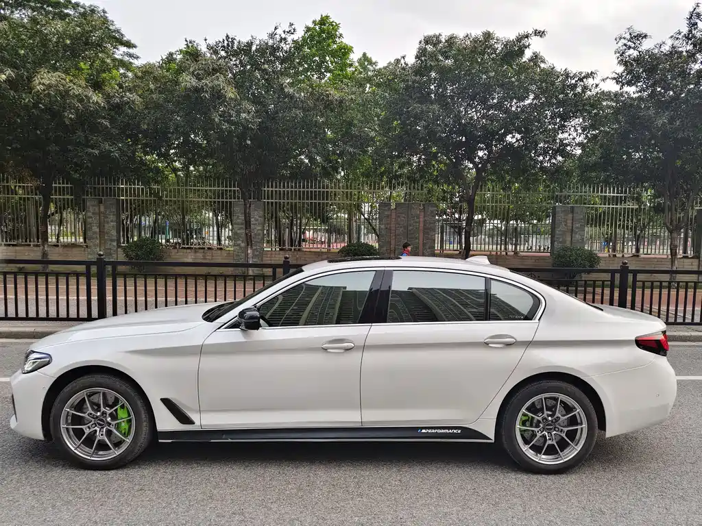 BMW 5 Series 5 2021 525Li Luxury