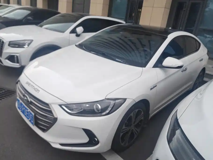 Hyundai Elantra
