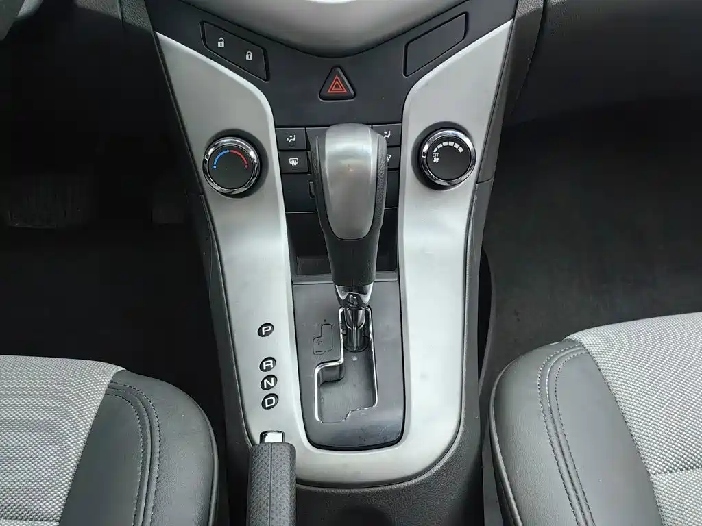 Chevrolet Cruze — миниатюра 13