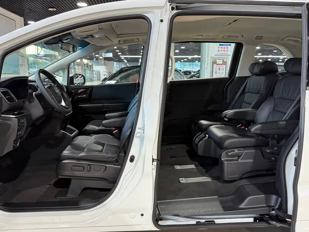 Honda Odyssey — миниатюра 7