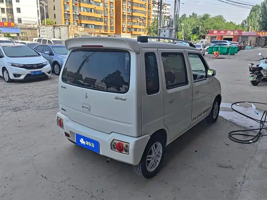 Suzuki Beidouxing 2015 1.0L MT Comfort